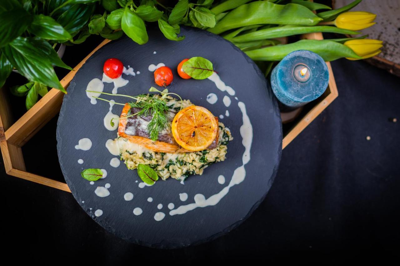 Hotel Lantier Wellness & Spa Bytom Ngoại thất bức ảnh