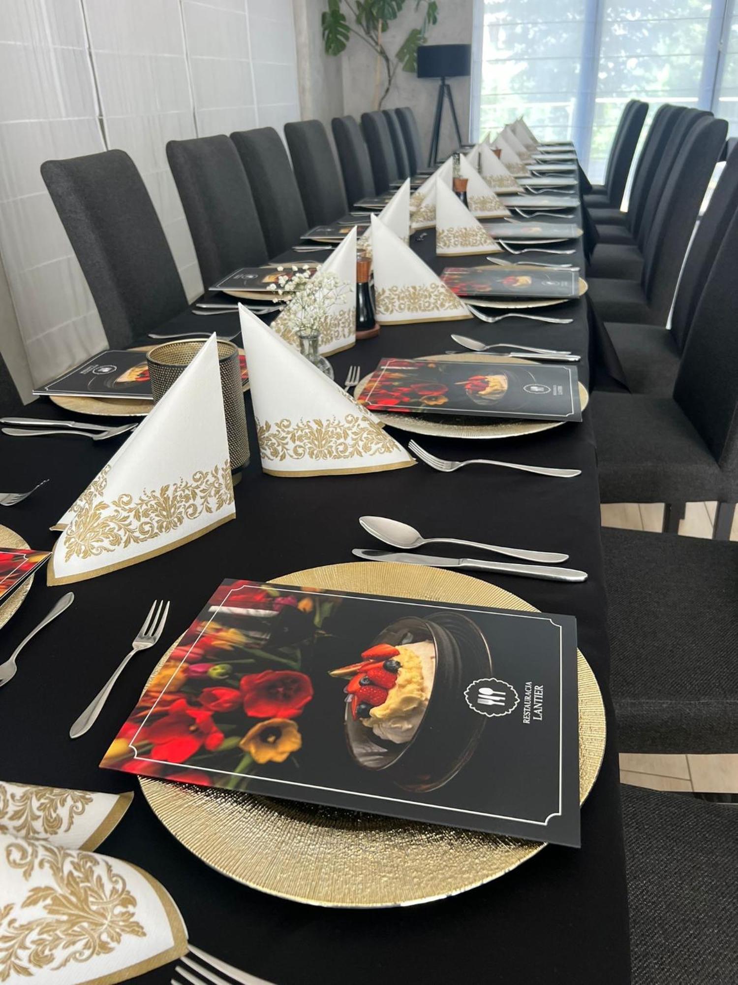 Hotel Lantier Wellness & Spa Bytom Ngoại thất bức ảnh