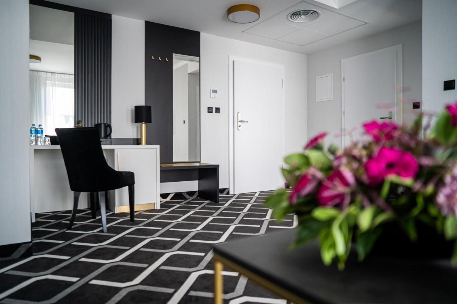 Hotel Lantier Wellness & Spa Bytom Ngoại thất bức ảnh