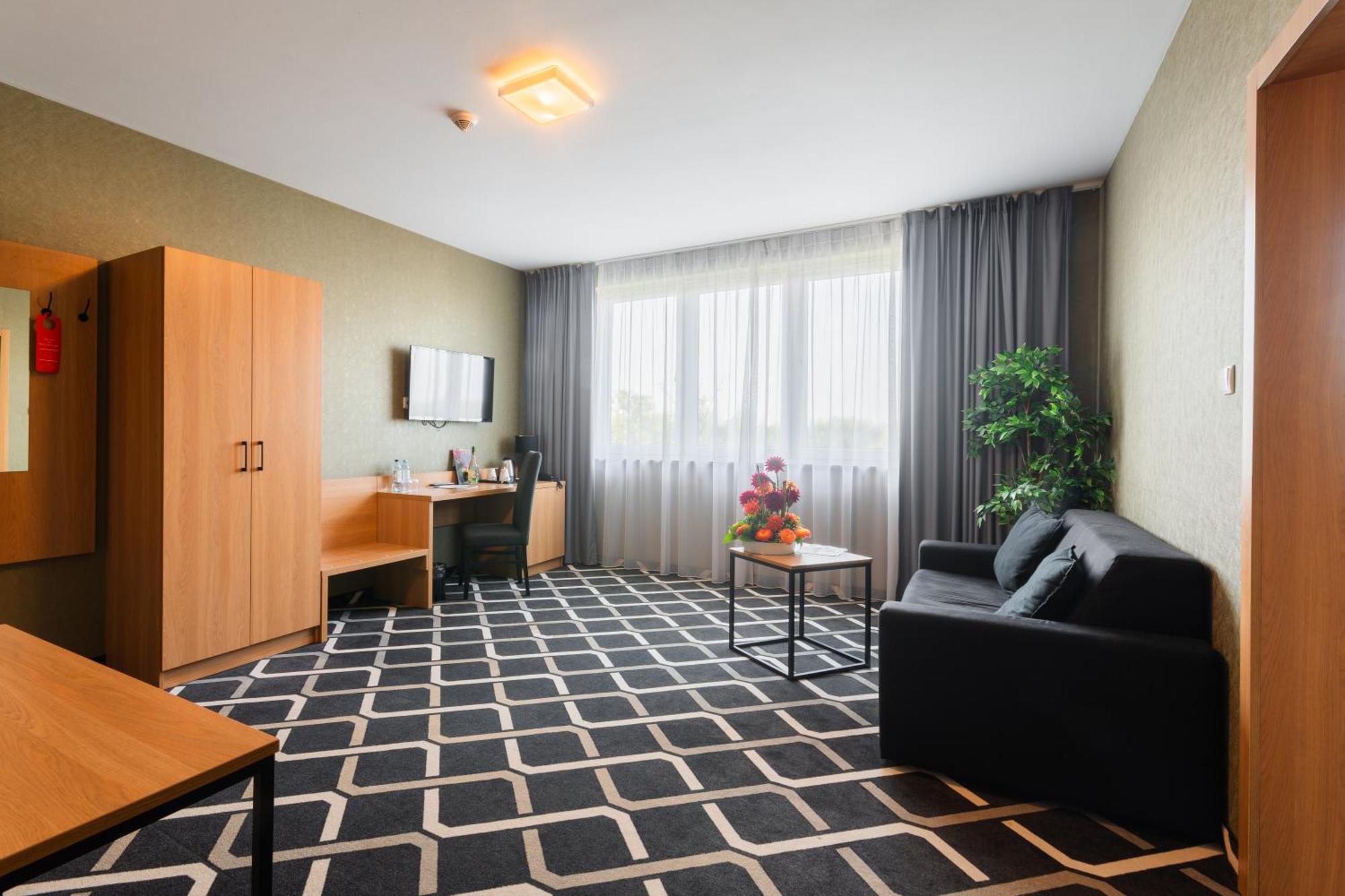 Hotel Lantier Wellness & Spa Bytom Ngoại thất bức ảnh