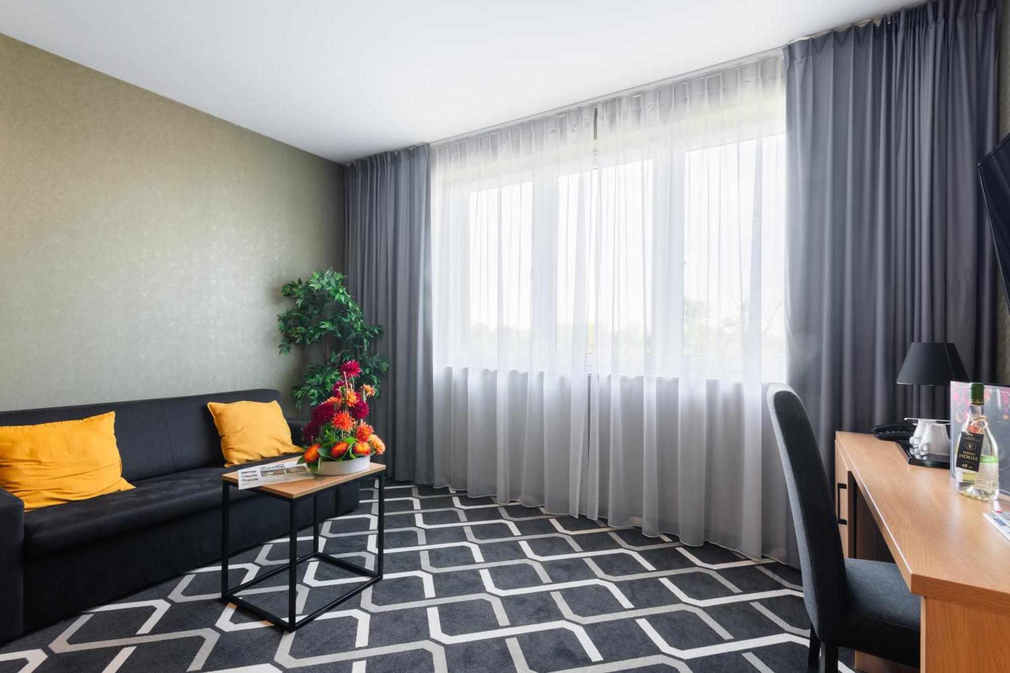 Hotel Lantier Wellness & Spa Bytom Ngoại thất bức ảnh