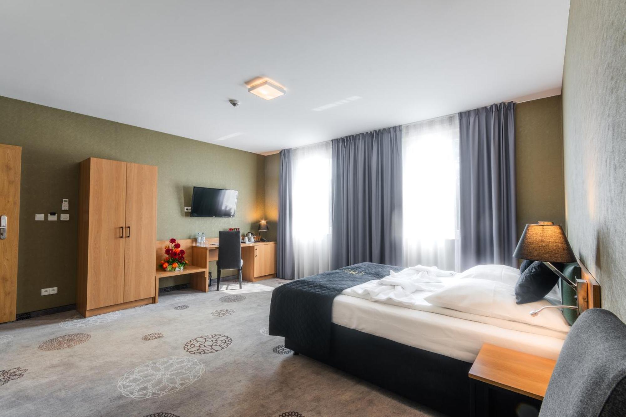 Hotel Lantier Wellness & Spa Bytom Ngoại thất bức ảnh